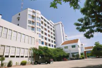 Thepnakorn Hotel Hotels in Huai Rat