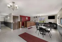 Econo Lodge Inn & Suites Hotels in Canandaigua