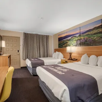 Days Inn & Suites by Wyndham Needles