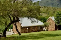 Thanda Manzi Country Hotel