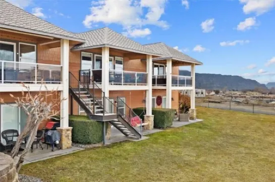 A51-River View Unit near club house