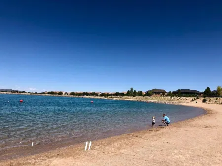 Sleeps 13- 3 Full Bathrooms - Family memories around the FIRE PIT!