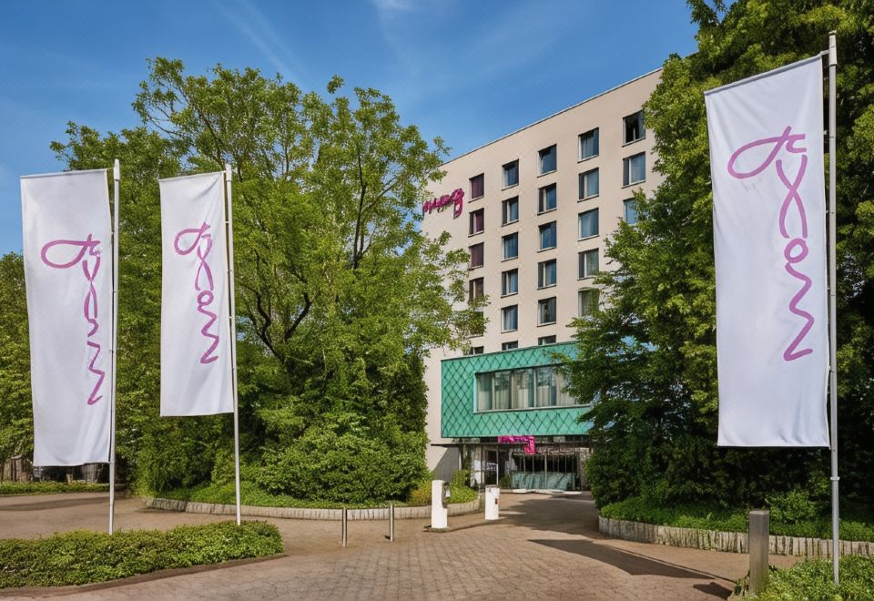 hotel overview picture