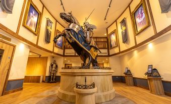 Warwick Castle Hotel & Knight's Village