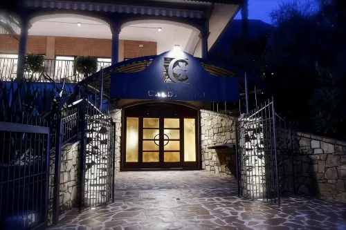 Pernice 77 Hotels in Marone