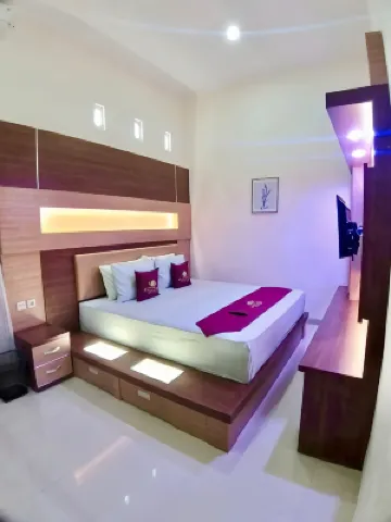 Prime House Muntilan Hotel di 