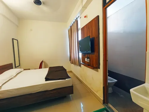 Jayalaxmi Comforts Hotels in Dharwad