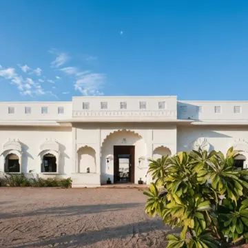 Aaram Baagh Pushkar by Pachar Group