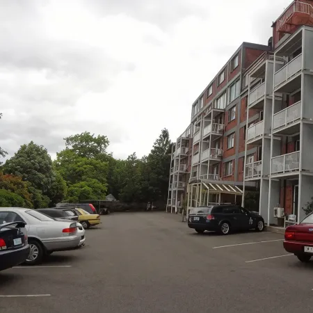 Adina Place Motel Apartments