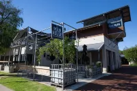 Dunsborough Apartments & Suites