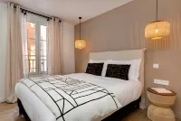 Les Appartements de Collioure Hôtels à proximité de : Fort St Elme