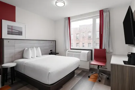 Ramada by Wyndham Brooklyn Near Flatbush Отели рядом с достопримечательностью «Бруклинский ботанический сад»