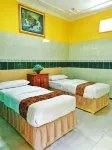 Cahaya Purnama Guest House Syariah Hotels near Supply Logistik