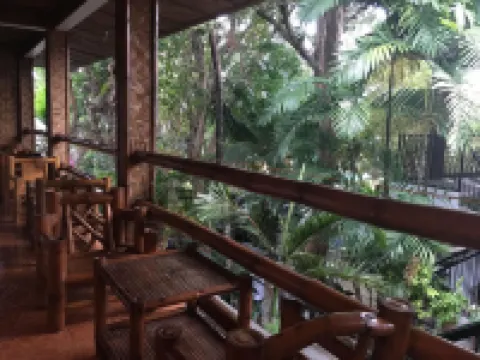 Love's Beach and Dive Resort