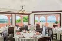 The Buccaneer Beach & Golf Resort Hotel a Northcentral