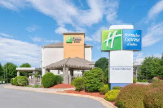Holiday Inn Express & Suites ASHEVILLE SW - OUTLET CTR AREA by IHG