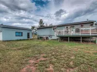 Cozy 5BR Mountain View Outdoor Hot Tubs & BBQ Hotels in Fairplay