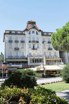 Hotel Victoria Hotels near Parco Panoramico Paradiso
