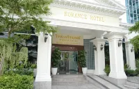 Romance Hotel Sukhumvit 97 Các khách sạn gần Regent Home 9 Condo