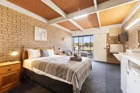 Baronga Motor Inn Hotel di Colac