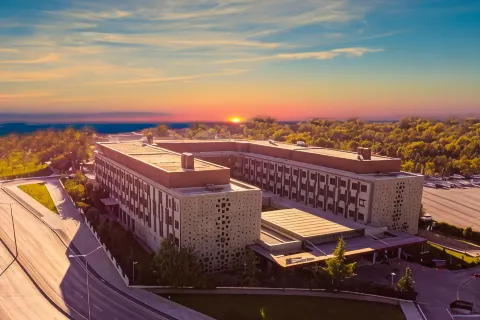 科尼亞希爾頓花園飯店