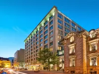 Le Square Phillips Hôtel & Suites