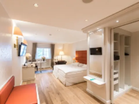 Waldhaus Reinbek Hotels in Stormarn