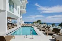 AC Hotel Fort Lauderdale Beach