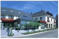 โรงแรมรีแลกซ์ ร้านอาหาร พิพ มาร์กราฟ - ที่มีสระว่ายน้ำ