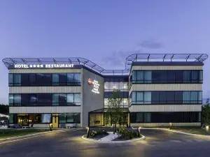 Best Western Plus Hotel Escapade Senlis