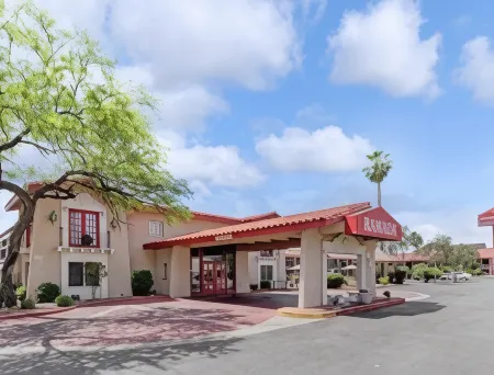 Days Inn by Wyndham Tucson City Center