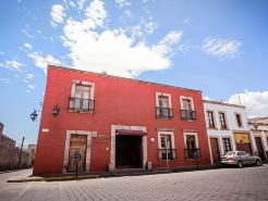 Pórtico Hotel & Galería