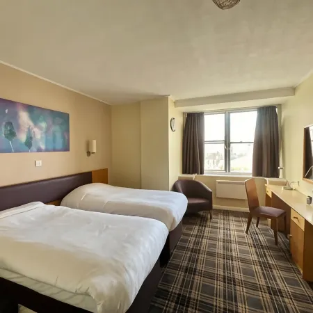 Britannia Inn Glasgow Отели рядом с достопримечательностью «Парк Келвингроув»