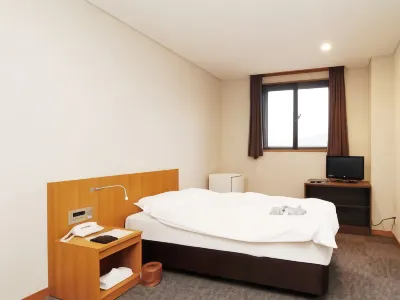 Hotel Belle Selva Annex Các khách sạn gần Takataki Lake