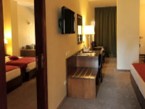 Cosmopolitan Hotel Hotels in Matn