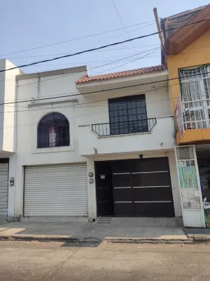 Comoda y Agradable Habitación con Baño Privado Hotel di Uruapan