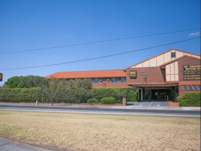 St Georges Motor Inn Hotels near Preston South Shopping Centre