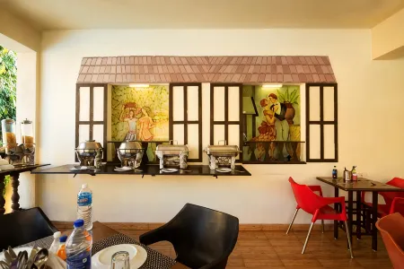 Marina Bay Beach Resort Отели рядом с достопримечательностью «Mario Gallery»