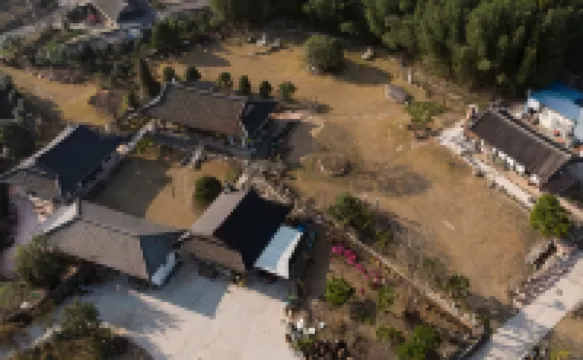 Gangjin Dahyang Sochuk Bed and Breakfast