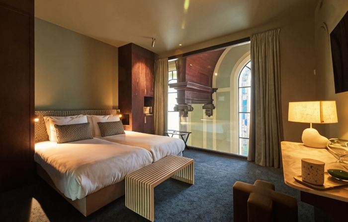 Heavens Hotel
