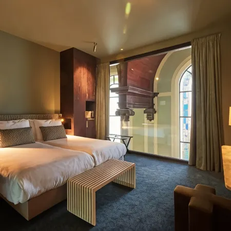 Heavens Hotel