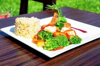 Enkipai Hill Hotel - breakfast