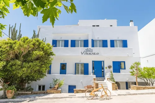 Vincenzo Family Rooms Hotels in Tinos