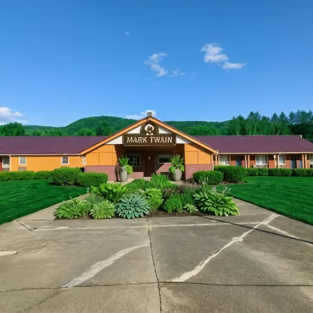 Mark Twain Motor Inn