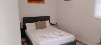 Astrinos Apt. Simple, cozy, comfortable, close to the beach 住宿飯店