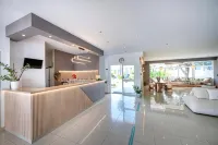 Palm Beach Hotel - Adults Only