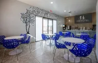 The Hotel Serene Glendale Peoria, Surestay Collection by Best Western - Bữa sáng