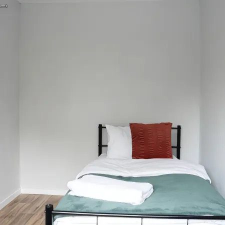 Reardon Apartment - Parking/Wifi - Warwick
