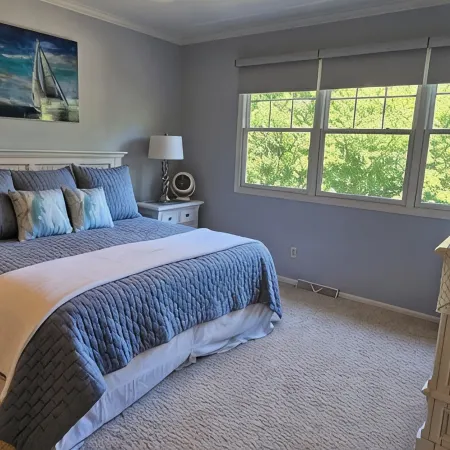 3-bedroom 3.5 bath condo in enchanting Saugatuck with AC, WiFi. Relax and unwind