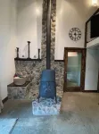 Moon River Cottage • Loft • River Access • Fireplace • Peaceful • Near Sequoia